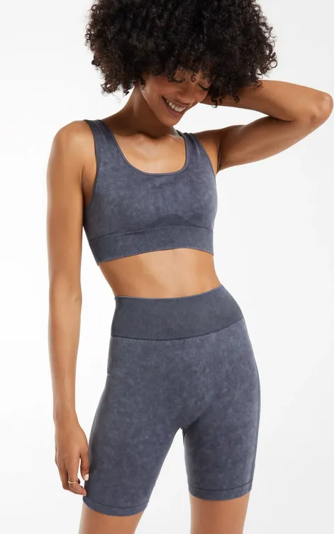 DANCE IT OUT SEAMLESS SHORT