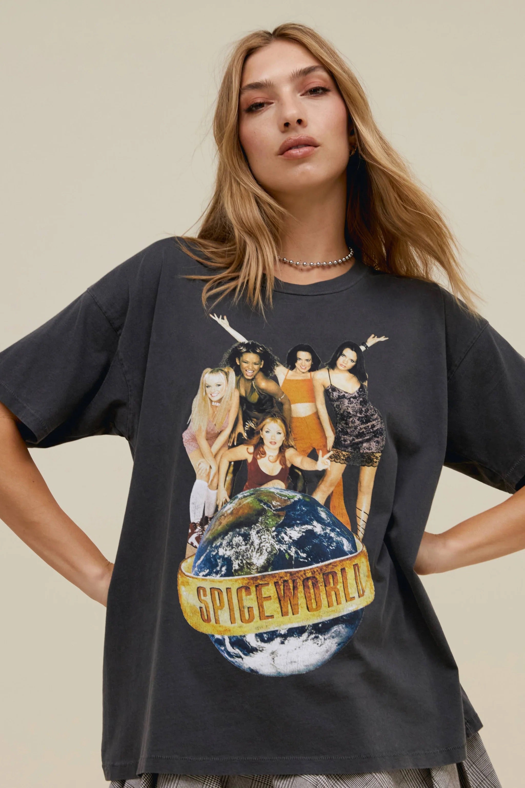 Daydreamer - Spice Girls Spiceworld Merch Tee - Pigment Black