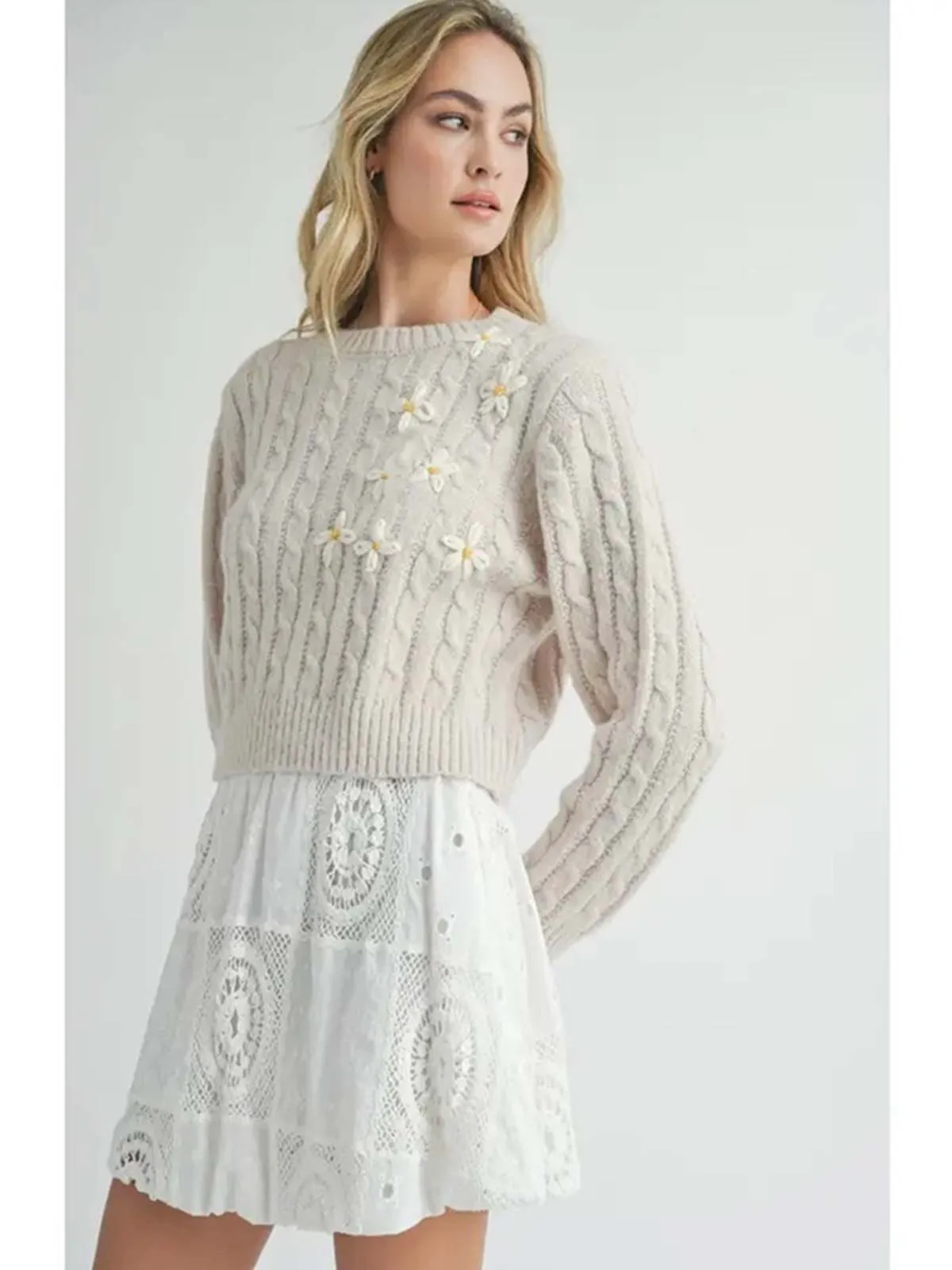 Lainey Daisy Sweater - Cream