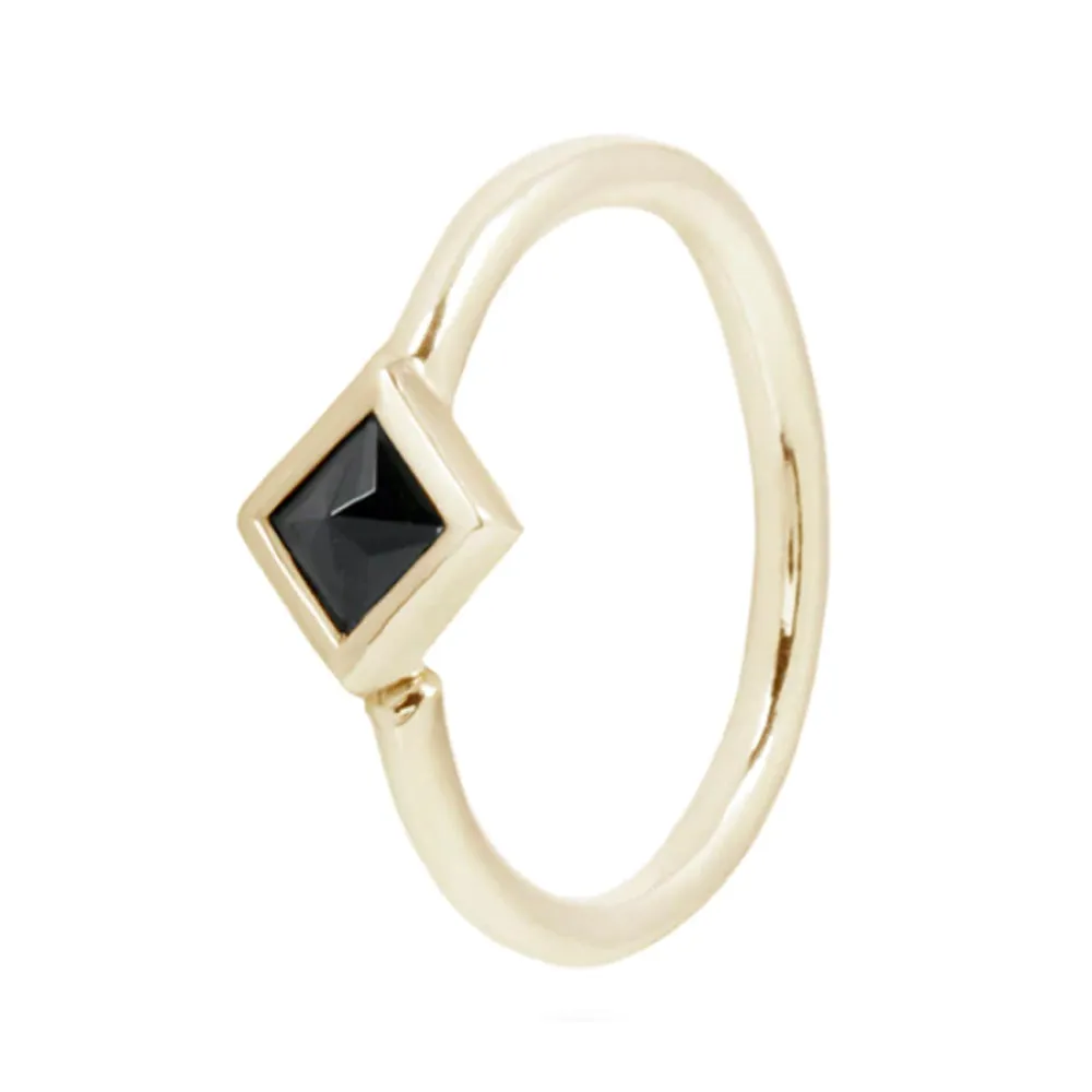 Mae Seamless Ring in Gold with Black Spinel