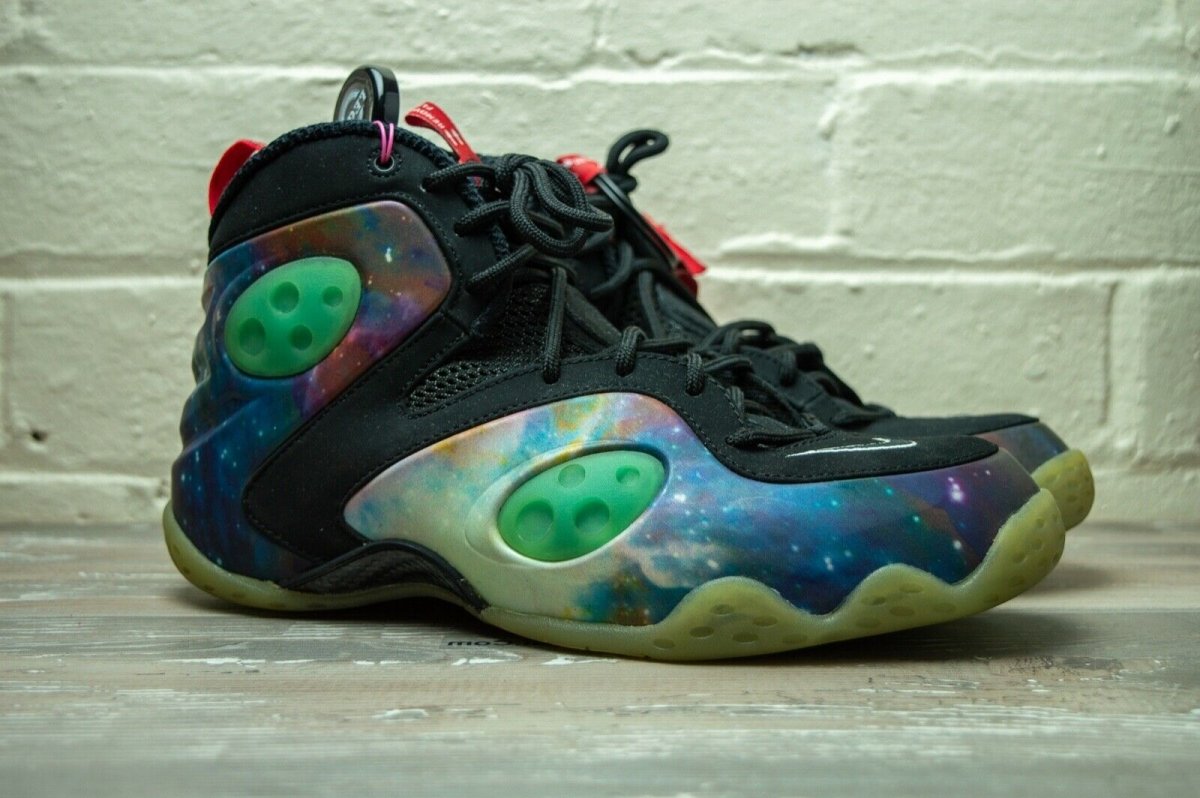 Nike Zoom Rookie NRG Galaxy Sole Collector 558622 002