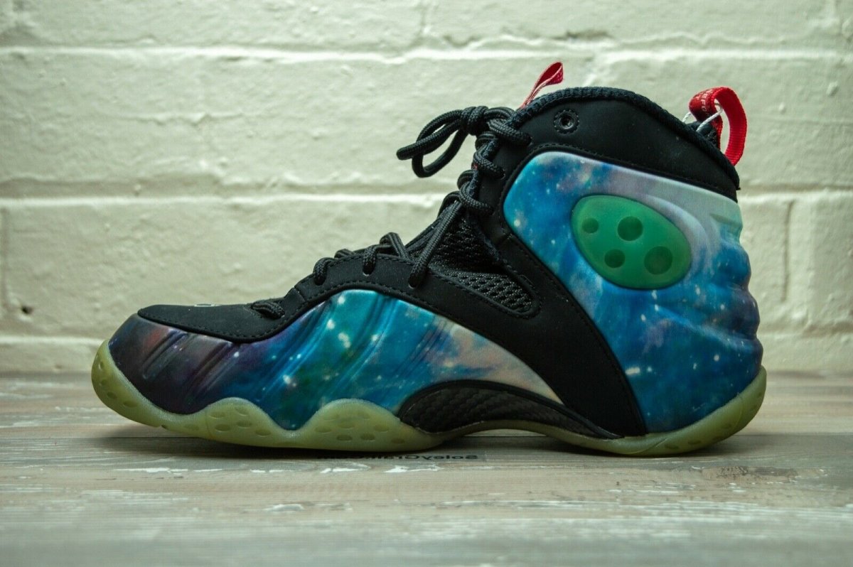 Nike Zoom Rookie NRG Galaxy Sole Collector 558622 002