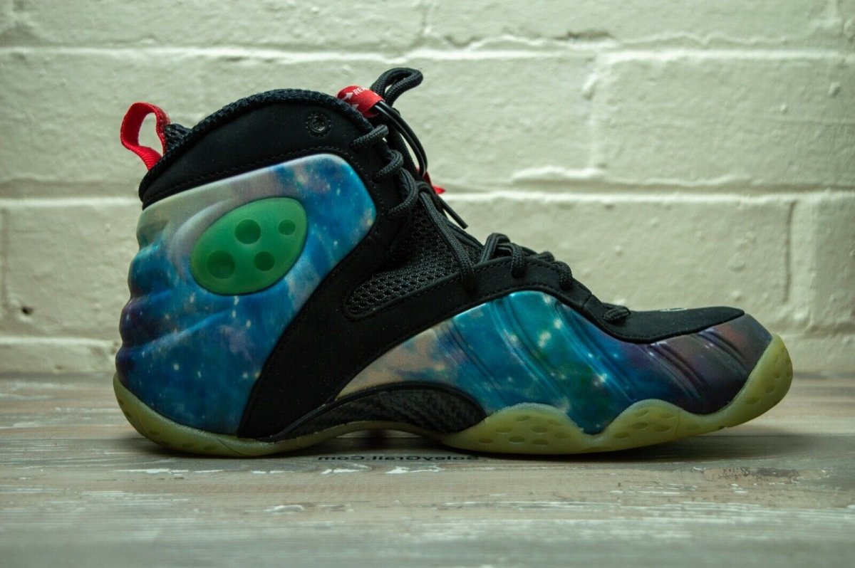 Nike Zoom Rookie NRG Galaxy Sole Collector 558622 002