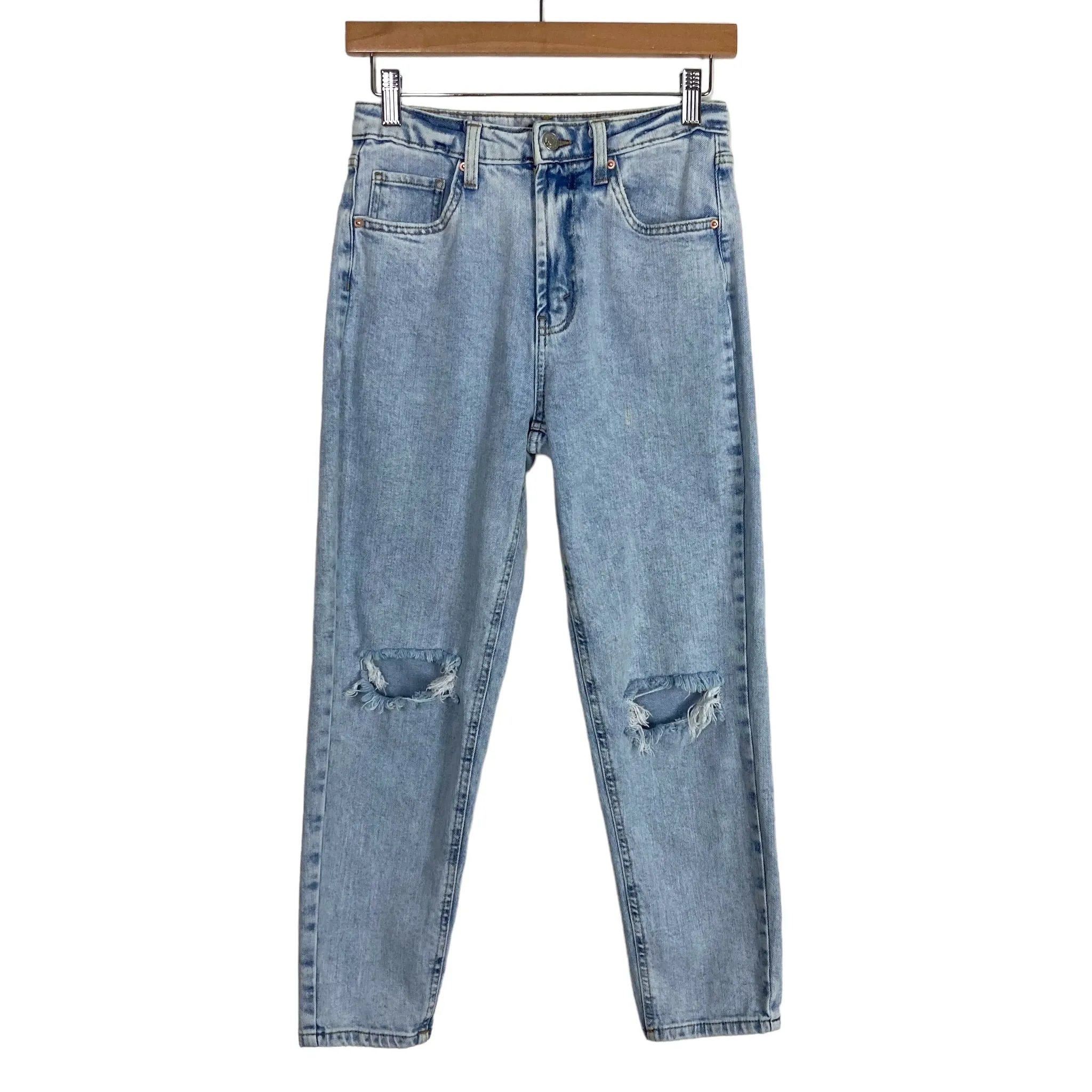 Wild Fable Light Wash Ripped Knees Super High-Rise Mom Jeans- Size 2 (see notes, sold out online, Inseam 24.5”)